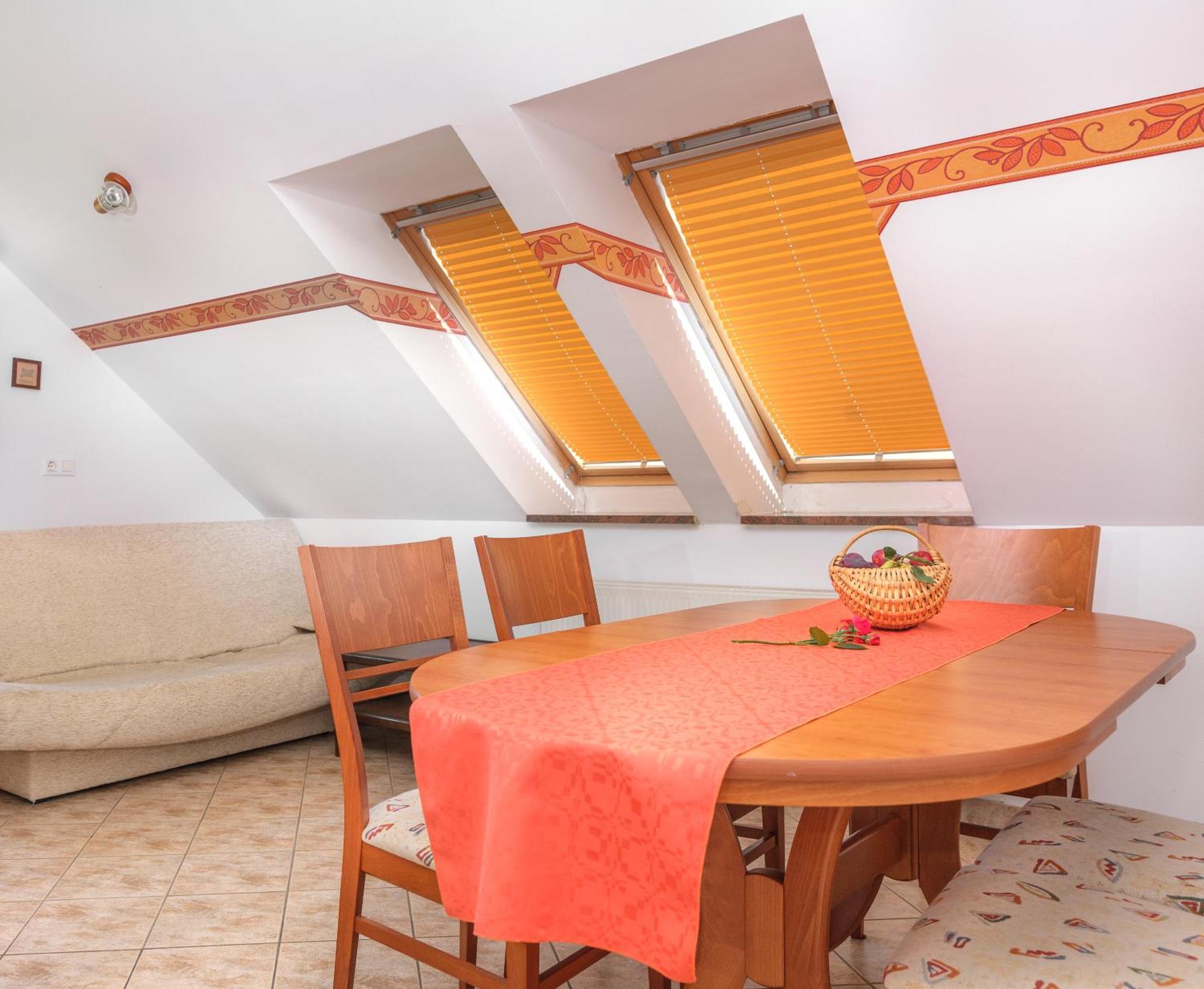 Apartments Suster Stari Trg ob Kolpi Luaran gambar